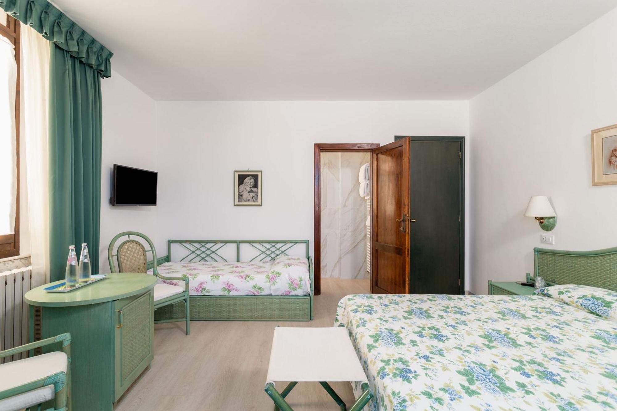Hotel Sonia Forte dei Marmi Luaran gambar