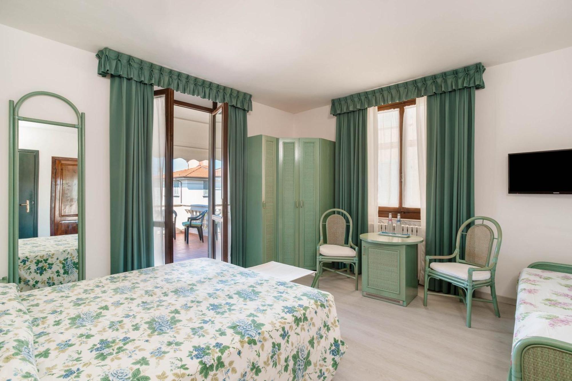 Hotel Sonia Forte dei Marmi Luaran gambar