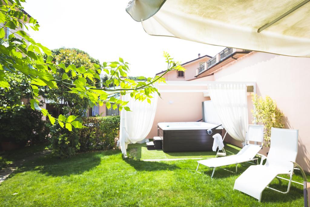 Hotel Sonia Forte dei Marmi Luaran gambar