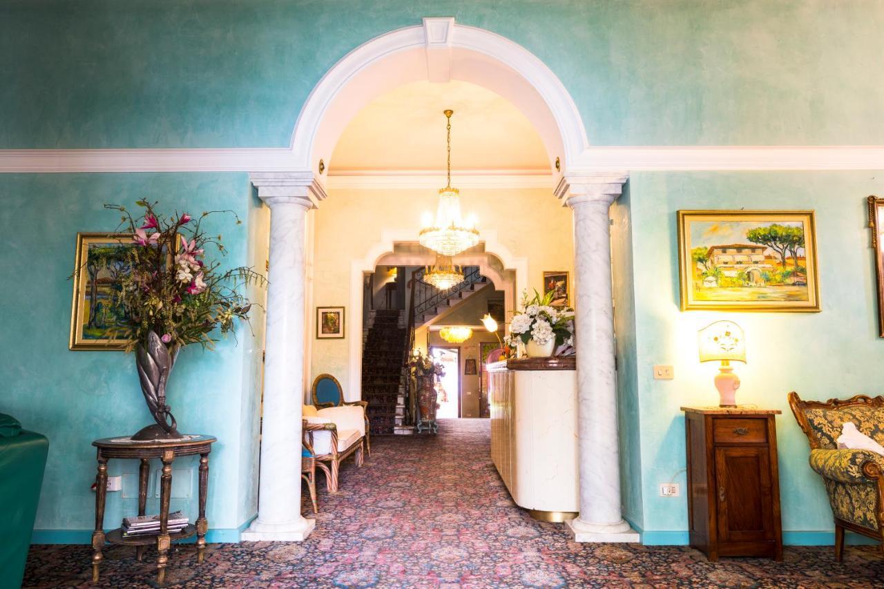 Hotel Sonia Forte dei Marmi Luaran gambar